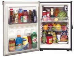 DCR788 buzdolabı SİYAH