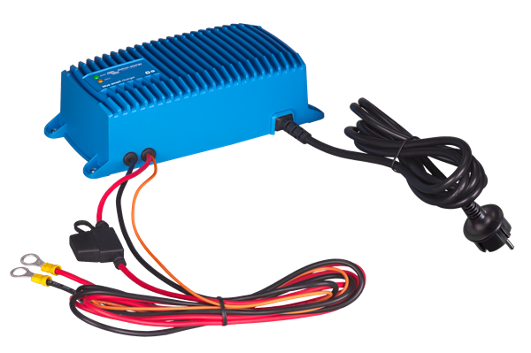 BLUE SMART IP67 CHARGER 12V/17A(1)